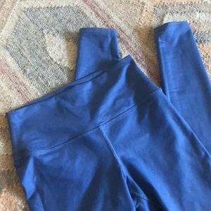 ALO yoga blue leggings